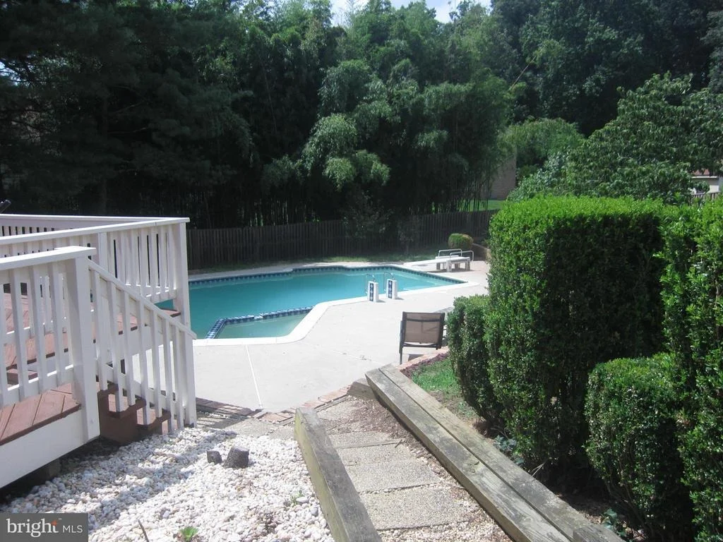 Photo of 217 FARMGATE LANE