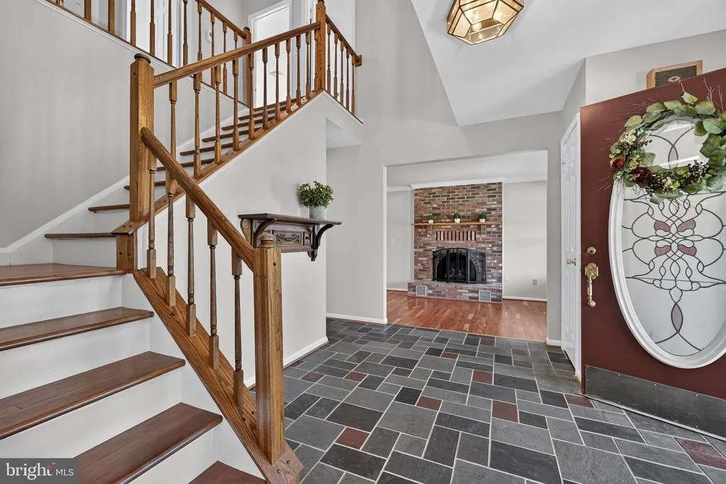 Photo of 8683 FELSVIEW DRIVE