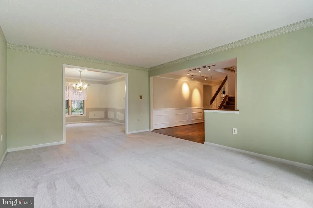Photo of 100 ORIOLE LANE