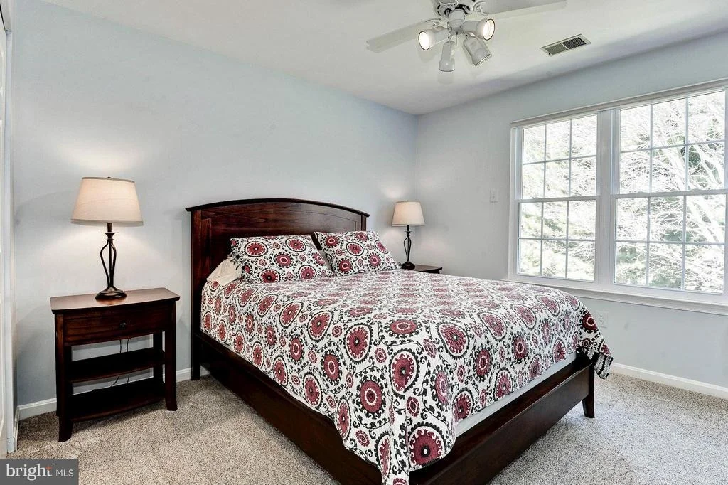 Photo of 413 WOONSOCKETT LANE