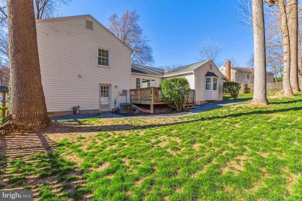 Photo of 9436 WALLINGFORD DRIVE