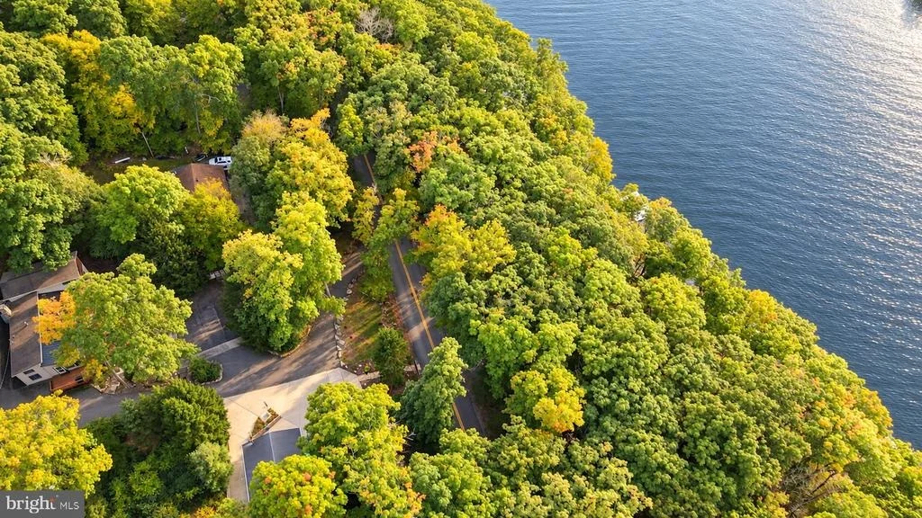 Photo of 2570 STATE PARK ROAD