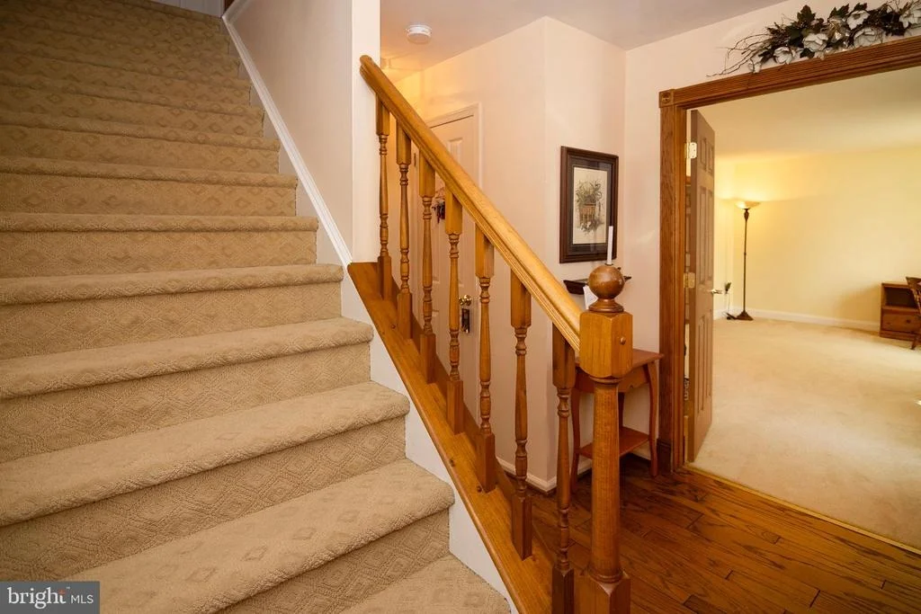 Photo of 18 ABERDEEN DRIVE