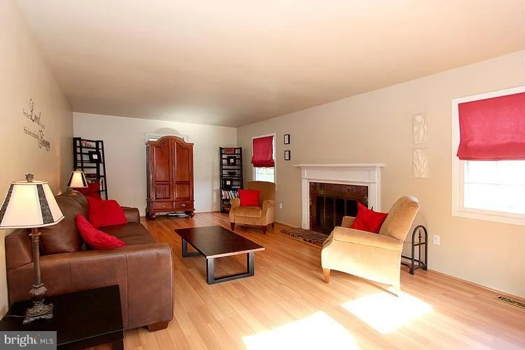 Photo of 8780 OXWELL LANE