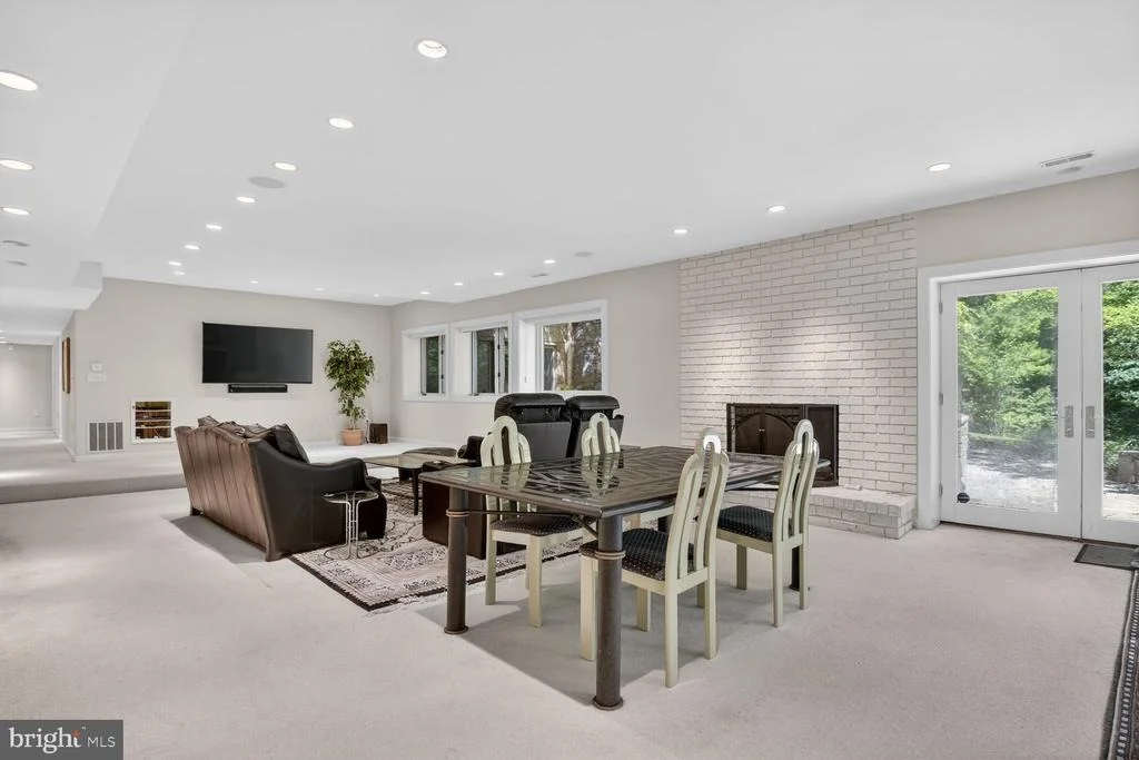 Photo of 10801 BALANTRE LANE
