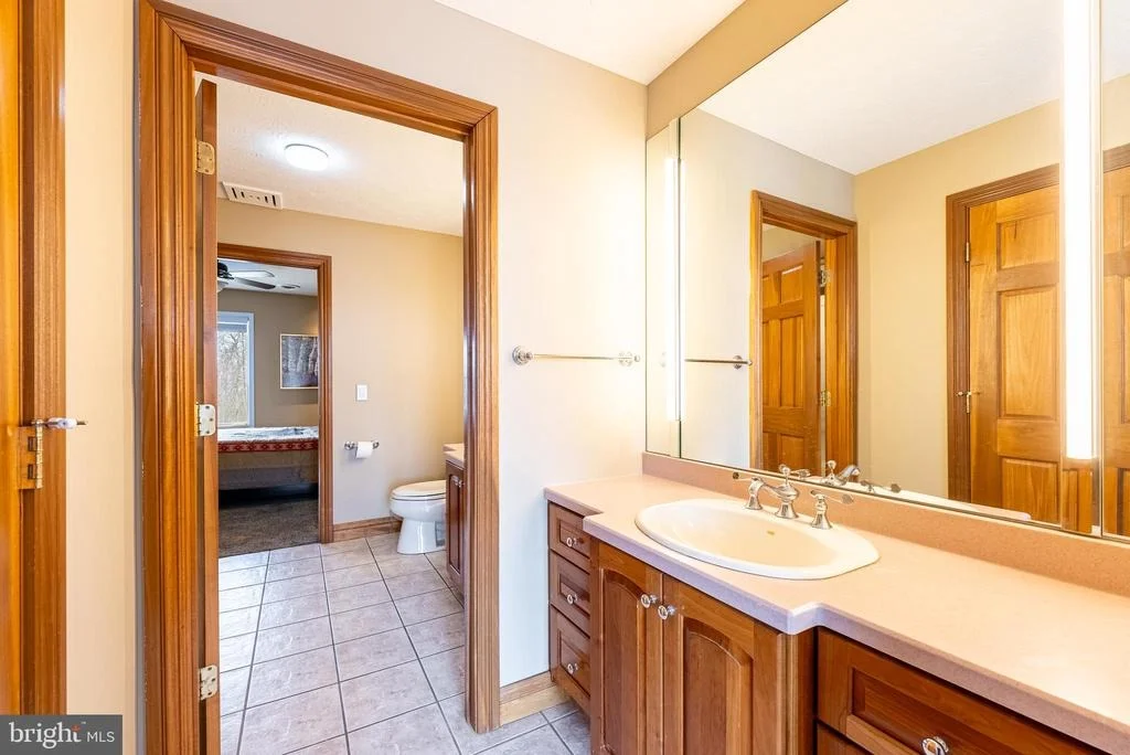 Photo of 1200 MOUNTAINVIEW DRIVE