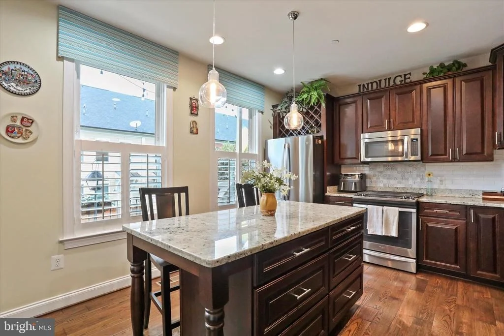 Photo of 20 MAXWELL SQUARE