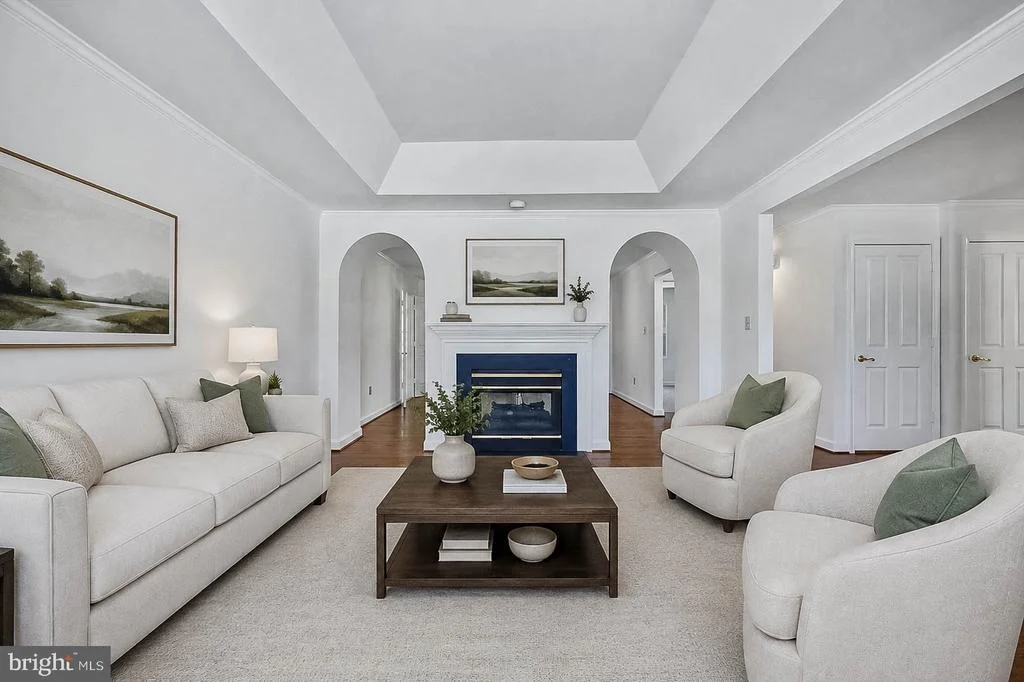 Photo of 2417 BEAR DEN ROAD