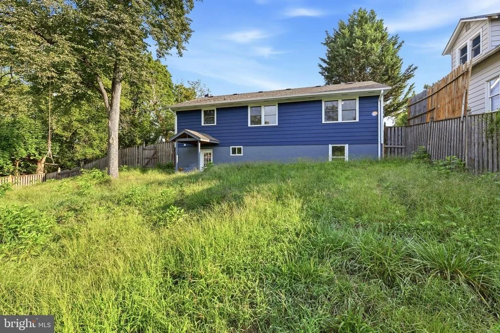 Photo of 124 DINKLE DRIVE