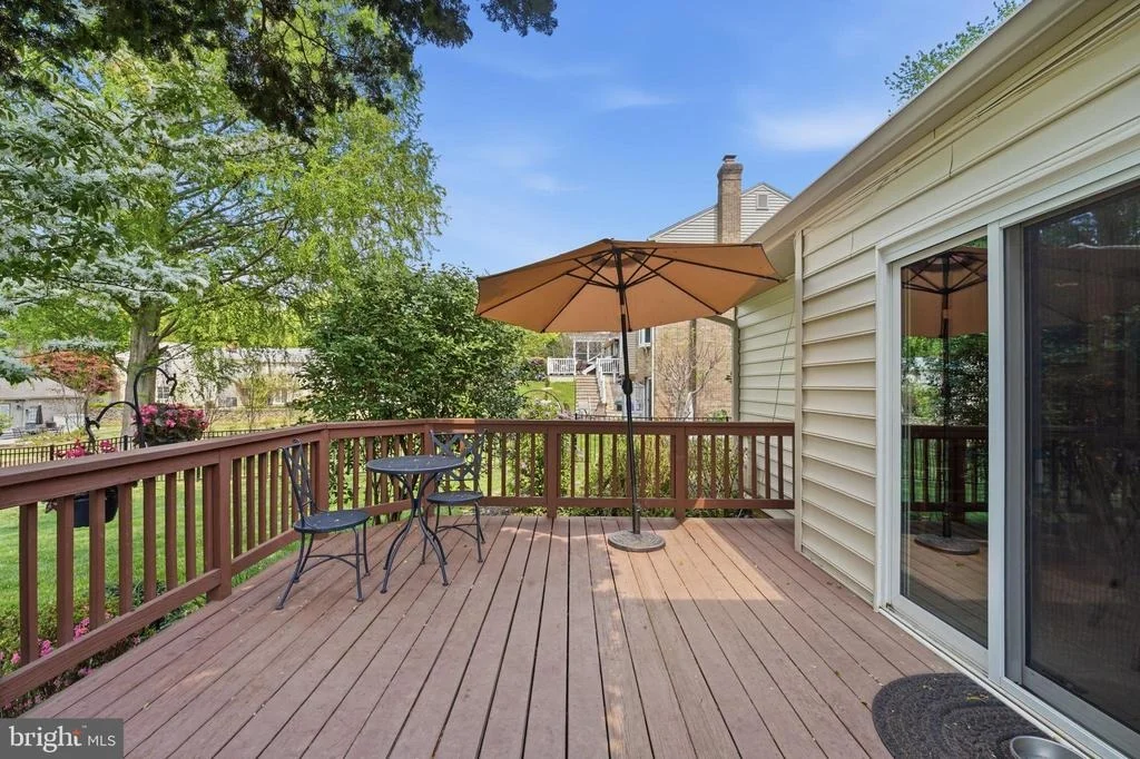 Photo of 15108 CENTERGATE DRIVE