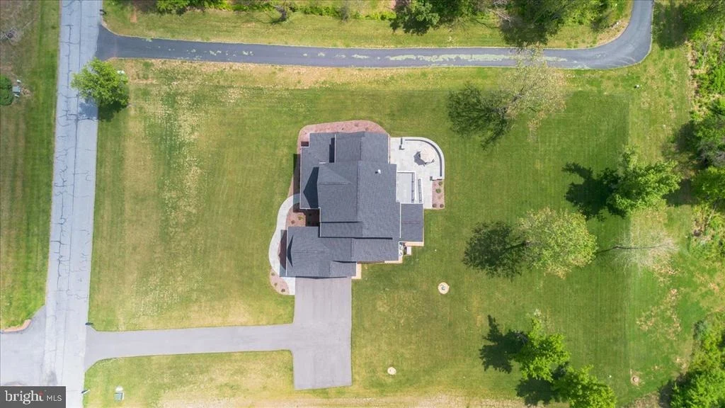Photo of 7172 MEADOWBROOKE DRIVE