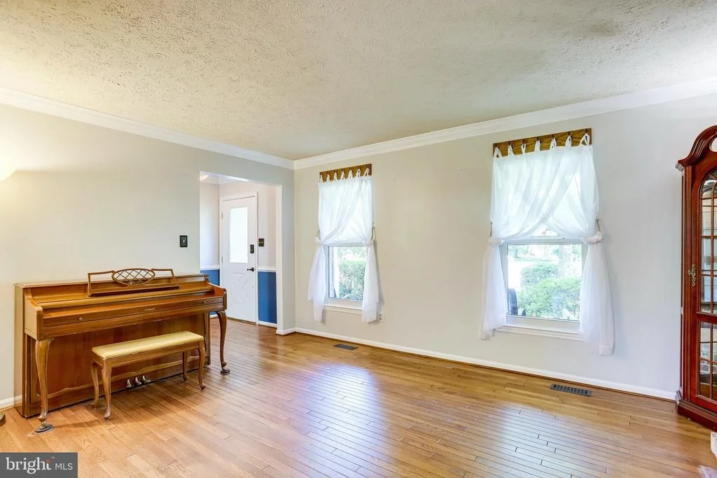 Photo of 7619 CROYDON PLACE