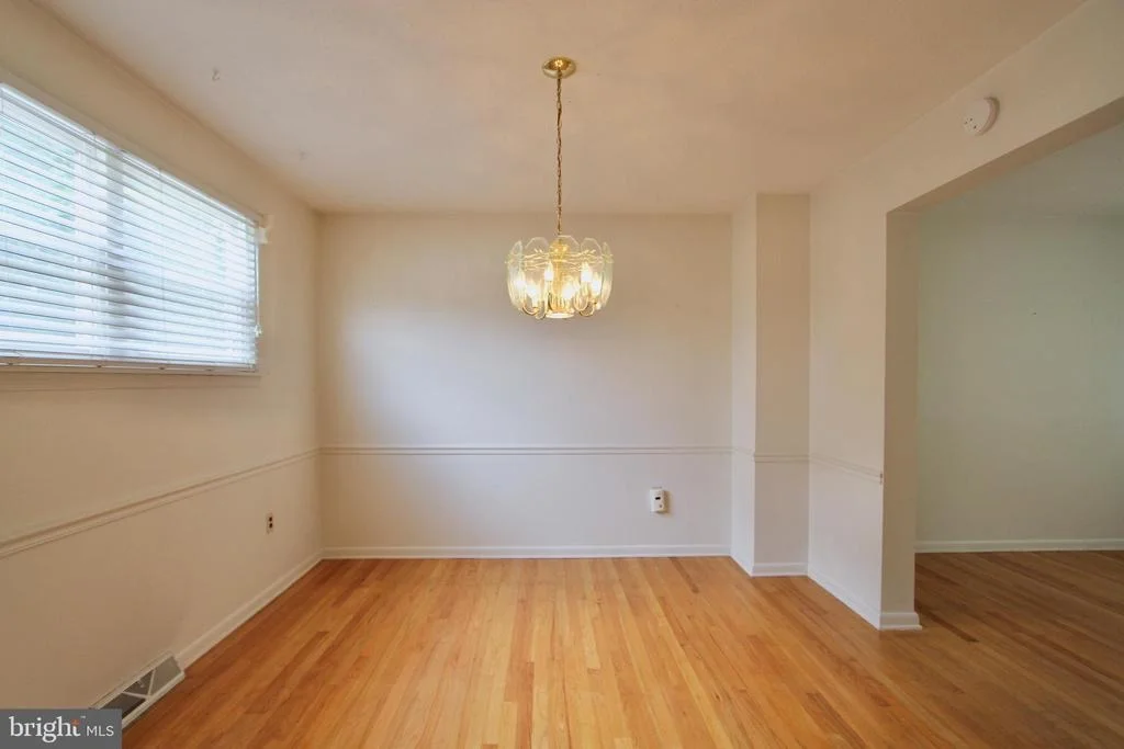 Photo of 789 MILLER DRIVE