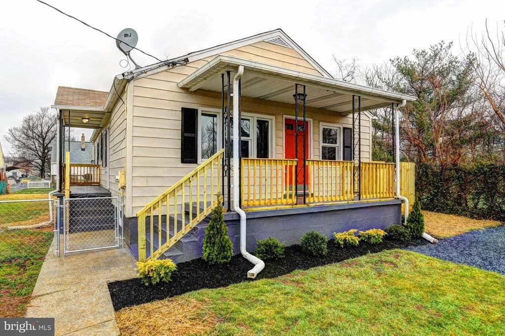 Photo of 516 HOLY CROSS ROAD