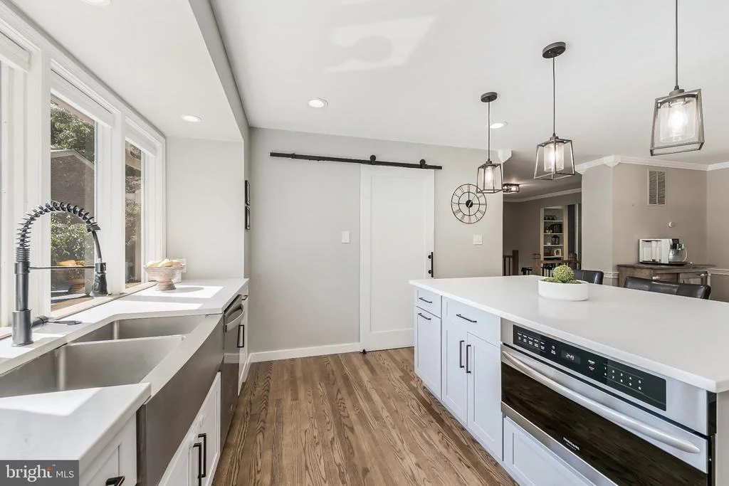 Photo of 1709 MAPLE HILL PLACE