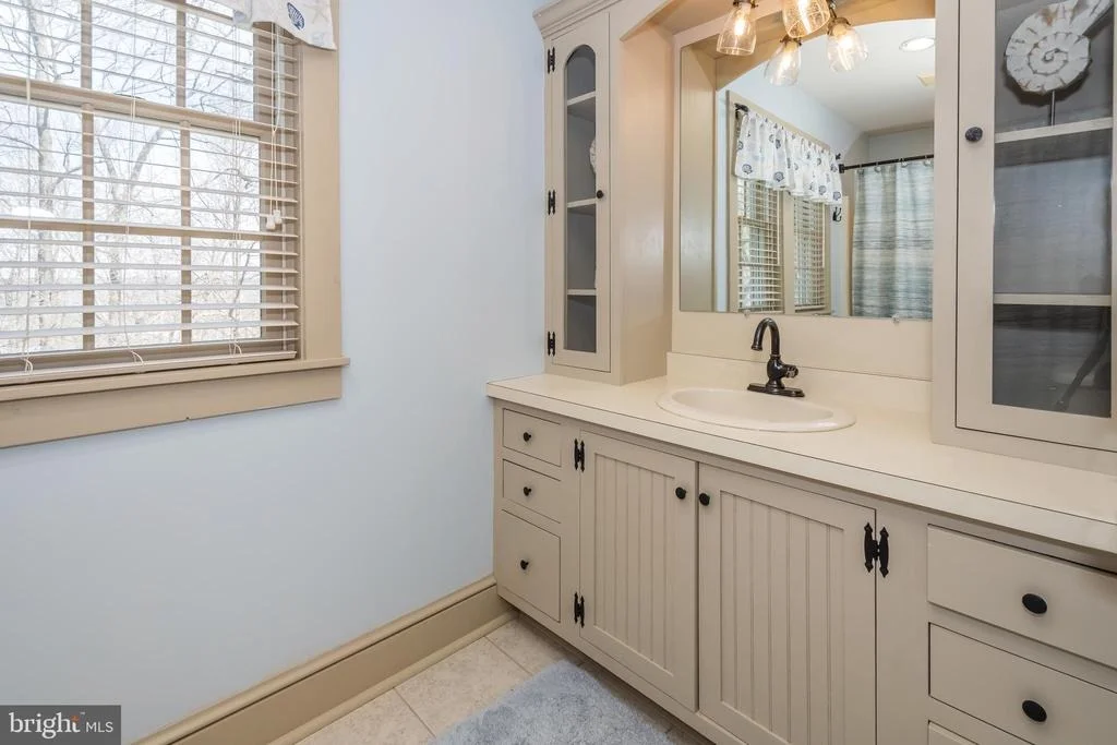 Photo of 726 SUNSET RIDGE DRIVE