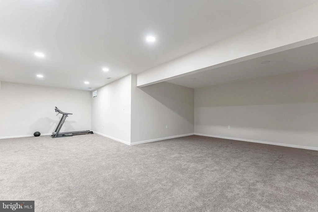 Photo of 266 ARTERS WAY