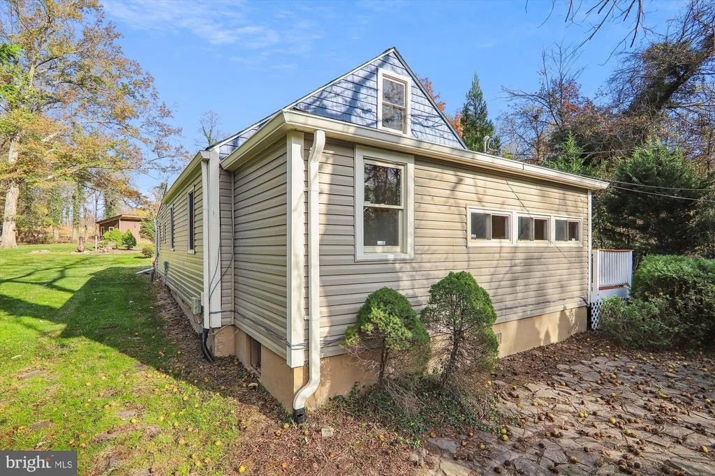 Photo of 18301 BROOKE ROAD
