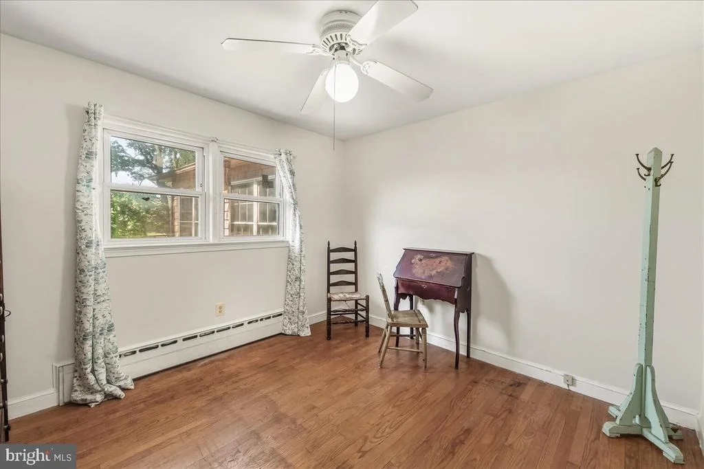Photo of 15400 RIDING STABLE ROAD
