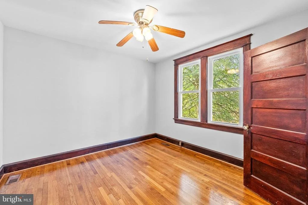 Photo of 232 TUCKERMAN STREET NW