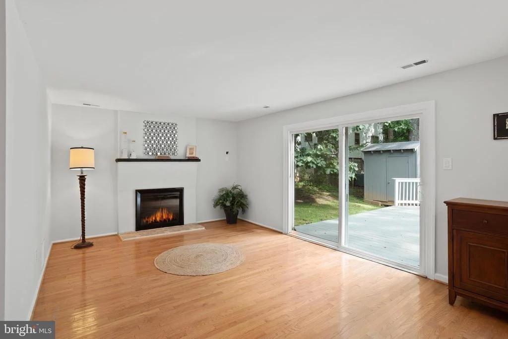 Photo of 1410 FALLSWOOD DRIVE