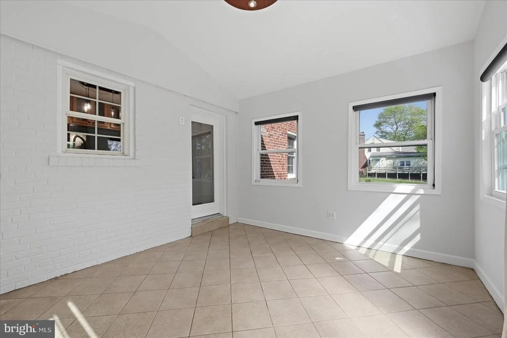 Photo of 4444 20TH ROAD N