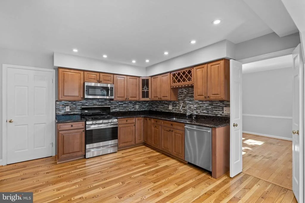 Photo of 14221 NORTHWYN DRIVE