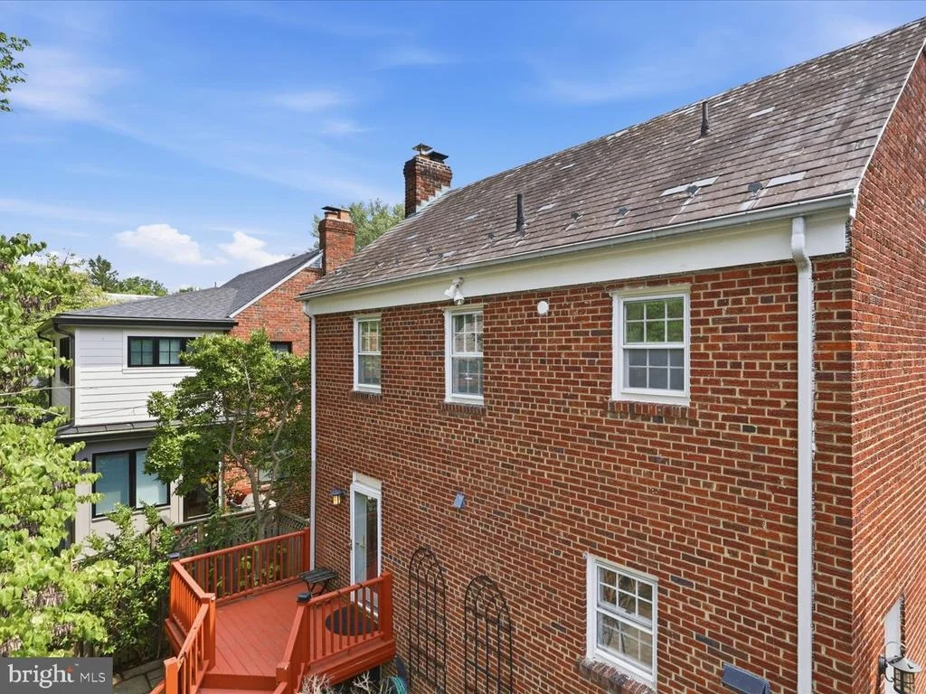 Photo of 4409 FARADAY PLACE NW