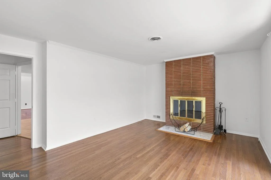 Photo of 7512 FAR HILLS DRIVE