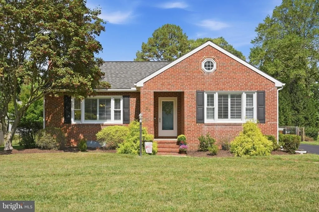 Photo of 122 KUETHE DRIVE