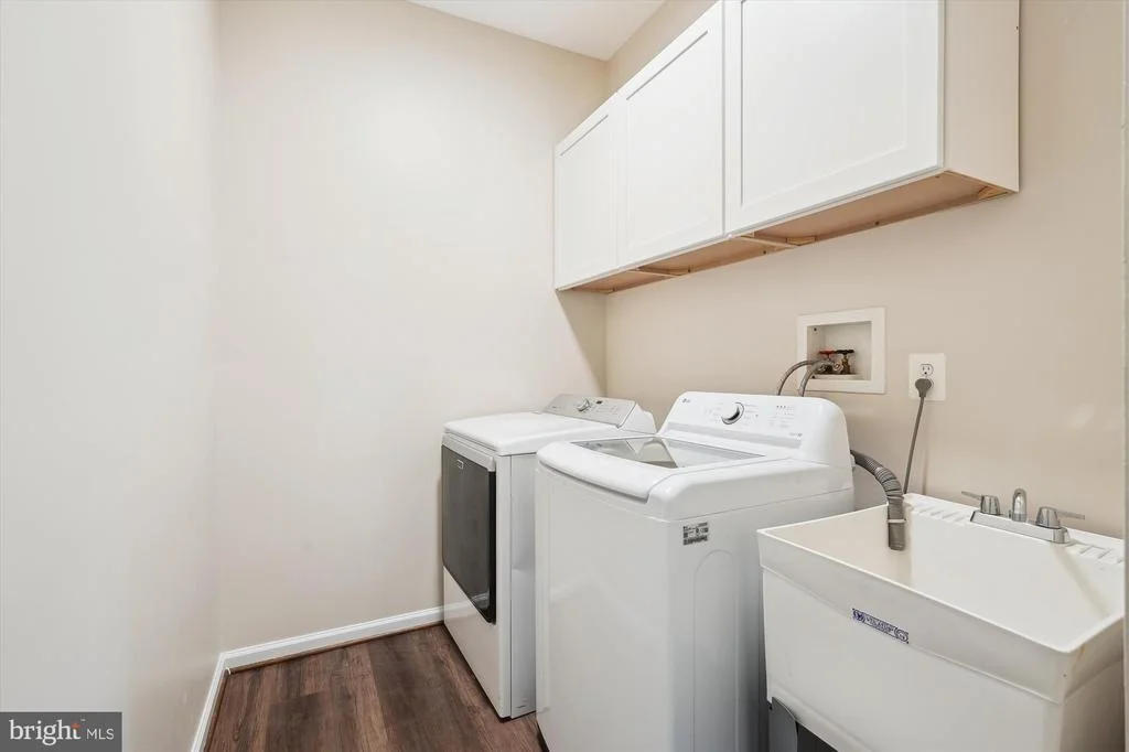 Photo of 4422 WINDING OAK DRIVE