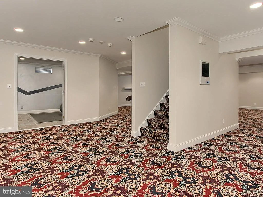 Photo of 2727 ROBALEED WAY