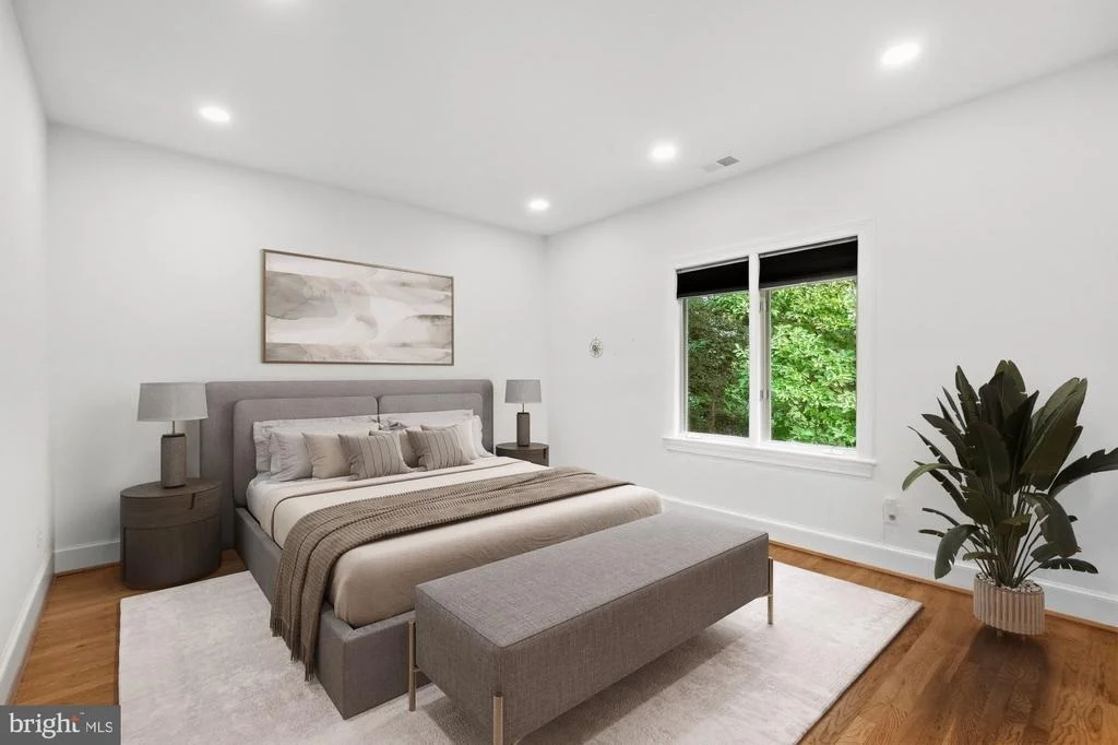 Photo of 4811 W STREET NW