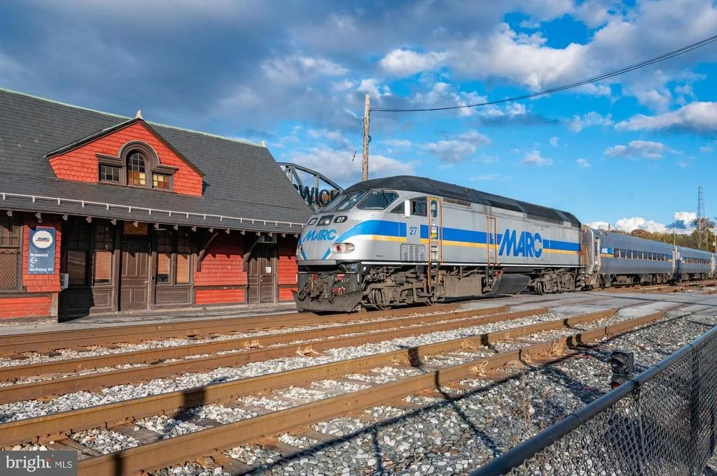 Photo of 1113 LONG FARM CIRCLE