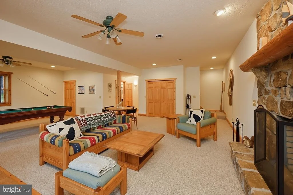 Photo of 42 RED OAK WAY