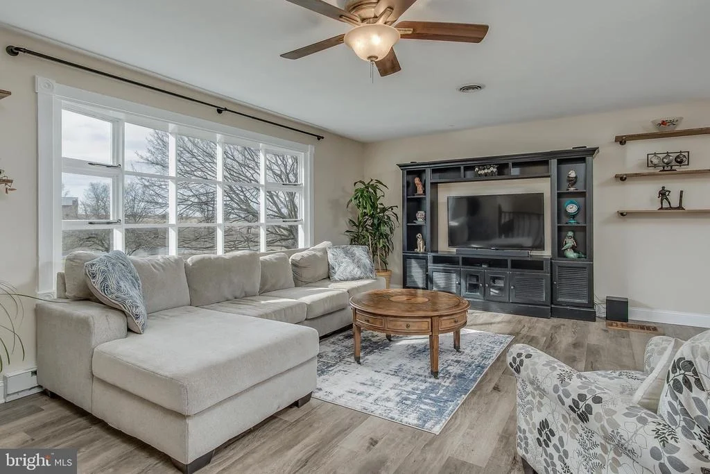 Photo of 3916 VALLEY VIEW ROAD