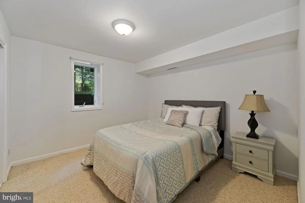 Photo of 7700 FALSTAFF ROAD