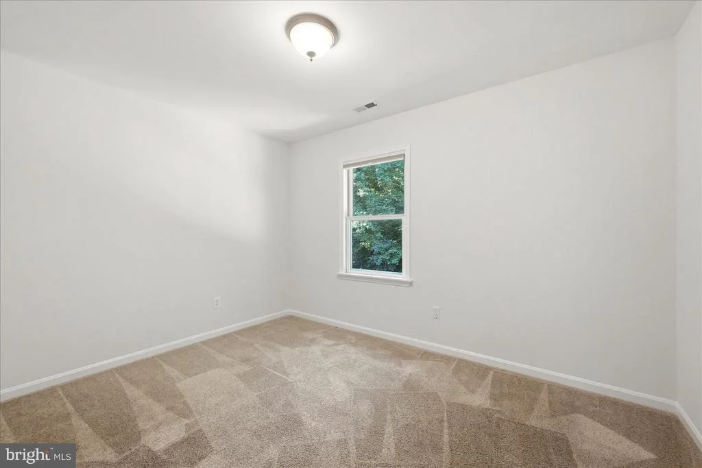 Photo of 9516 PRIMROSE LANE