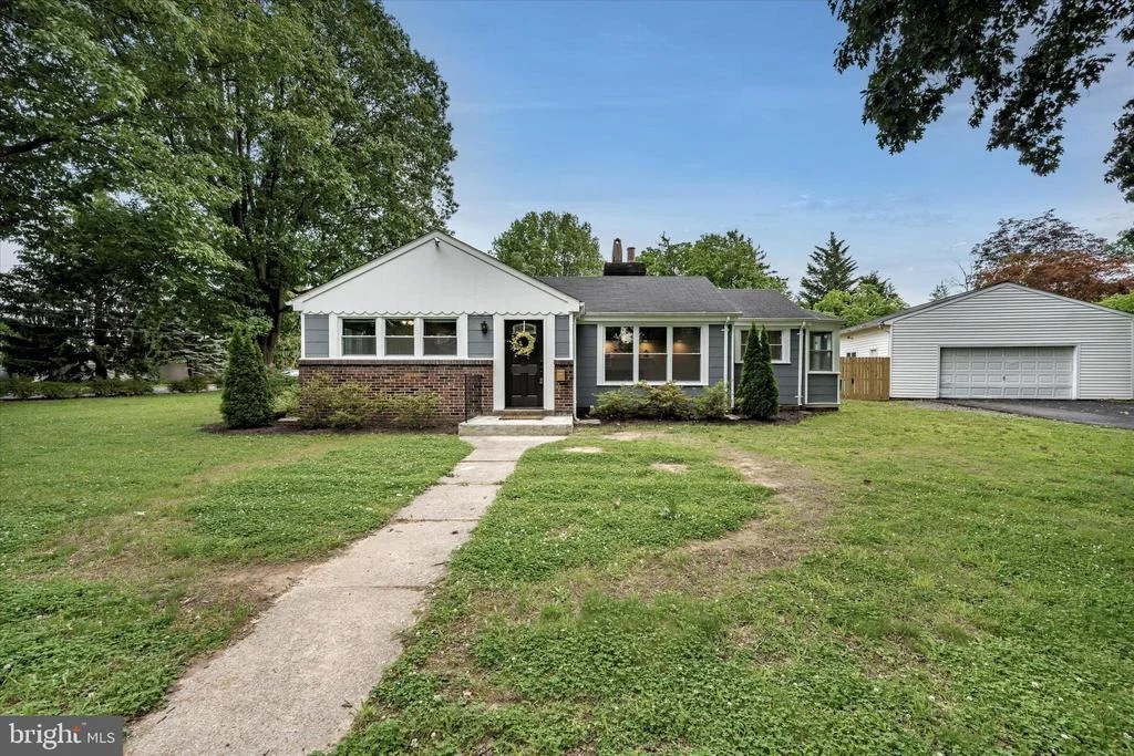 Photo of 1202 FAIRVIEW AVENUE