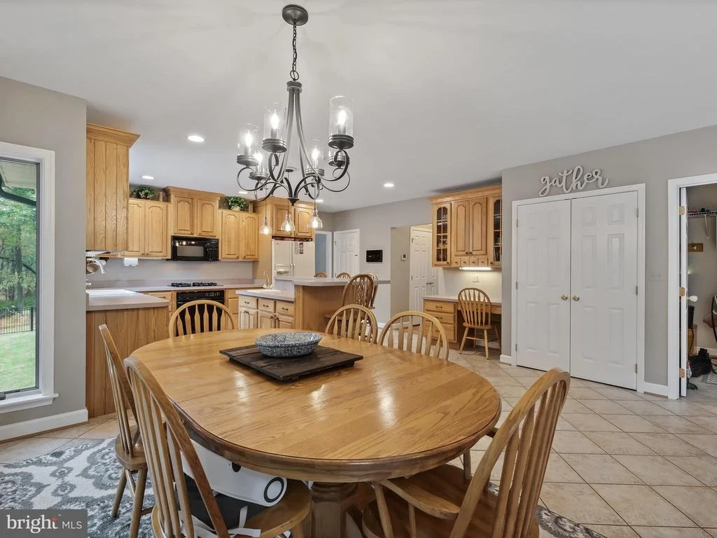 Photo of 8910 PRIMULA DRIVE