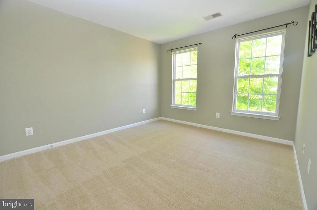Photo of 11918 MOLLY PITCHER CIRCLE