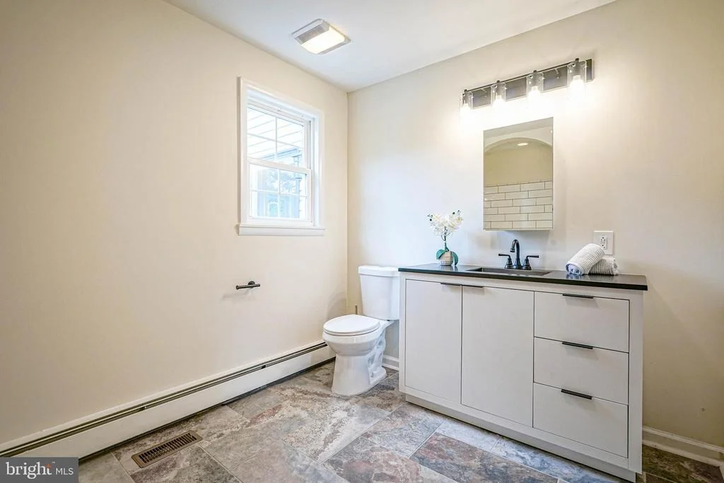 Photo of 299 HICKSTOWN ROAD