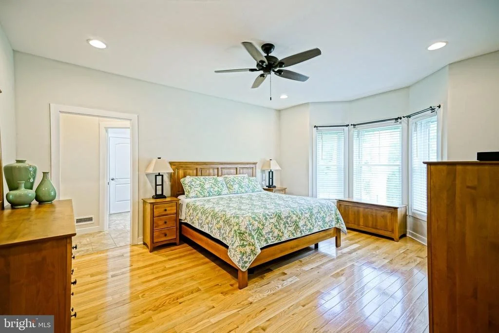 Photo of 35494 RED TAIL ROAD