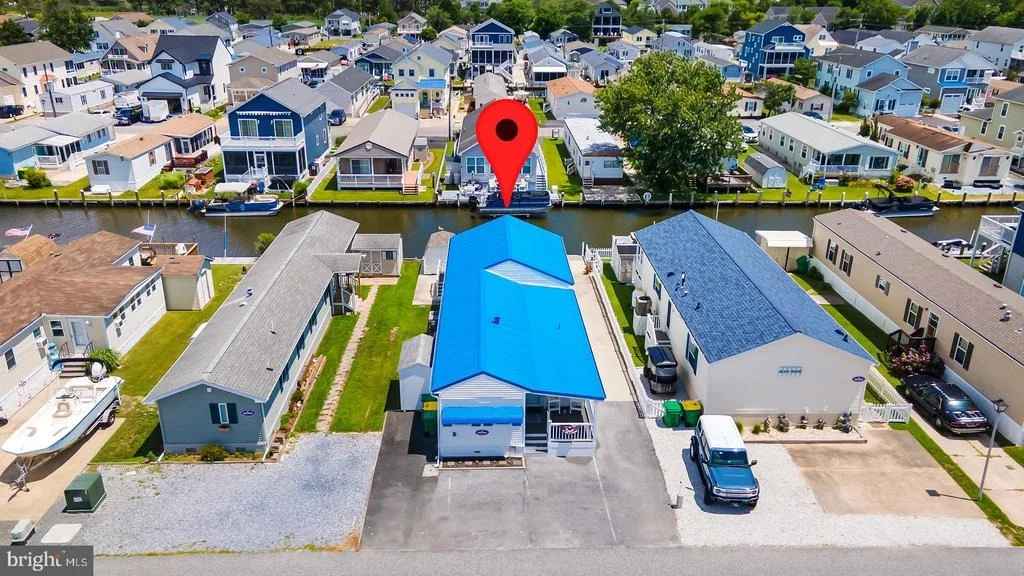 Photo of 36964 LAWS POINT ROAD