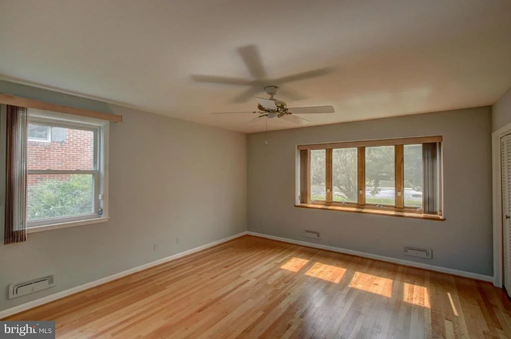 Photo of 500 MAPLE ROAD E