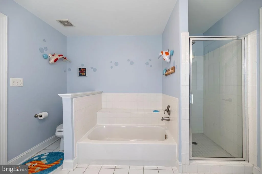 Photo of 9809 JOHN ROBERT WAY