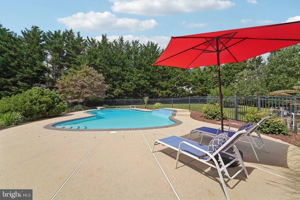 Photo of 2659 LESLIE ROAD