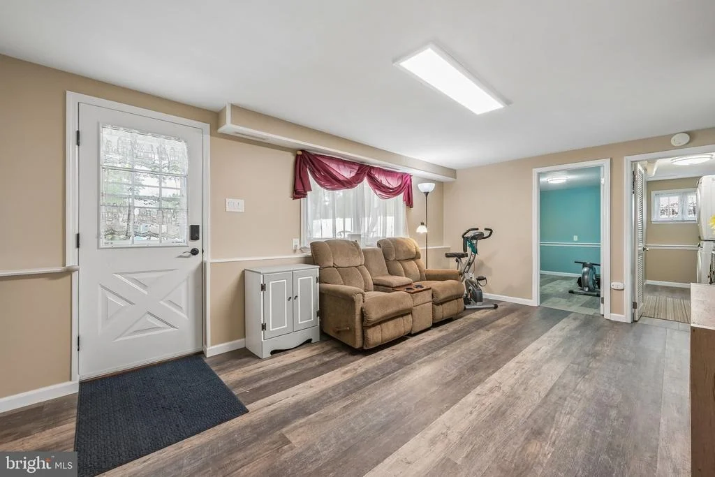 Photo of 417 FLORENCE AVENUE