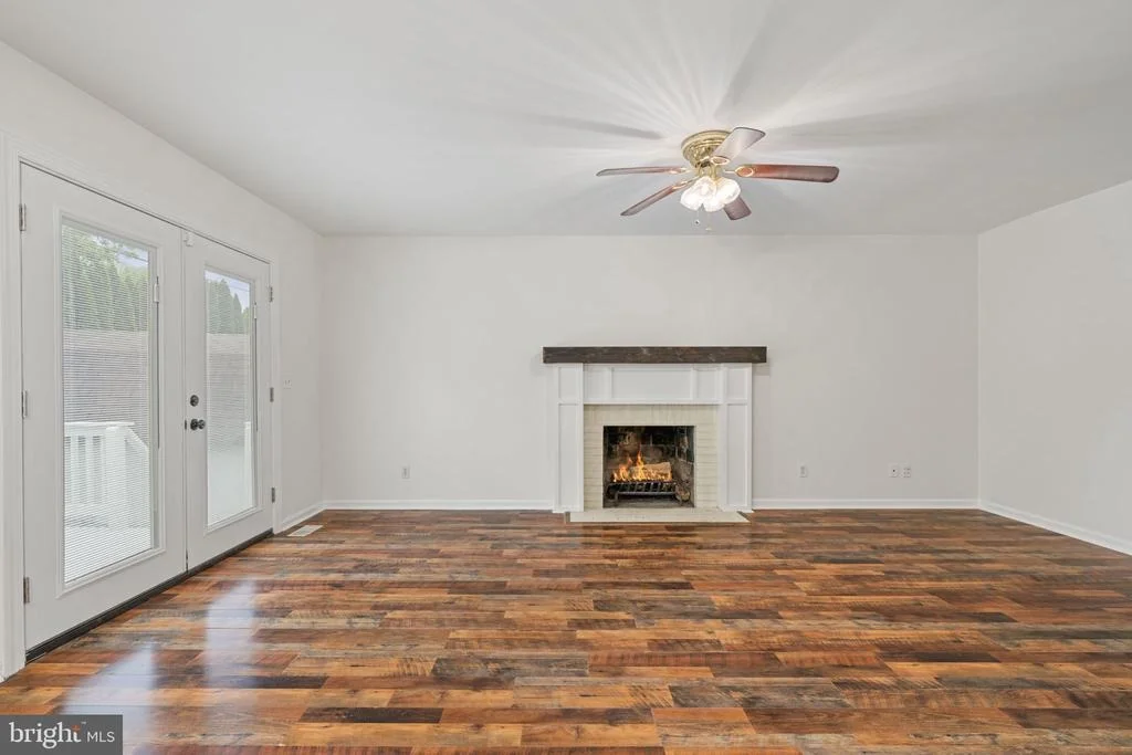Photo of 2309 MAPLEWOOD DRIVE
