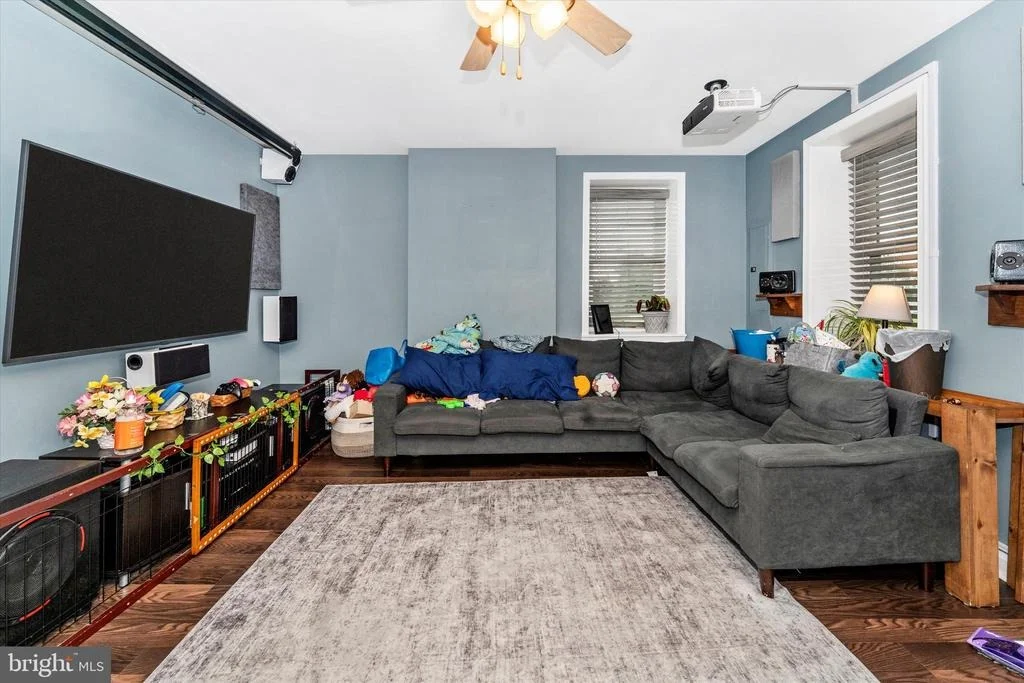 Photo of 2175 TREVANION ROAD